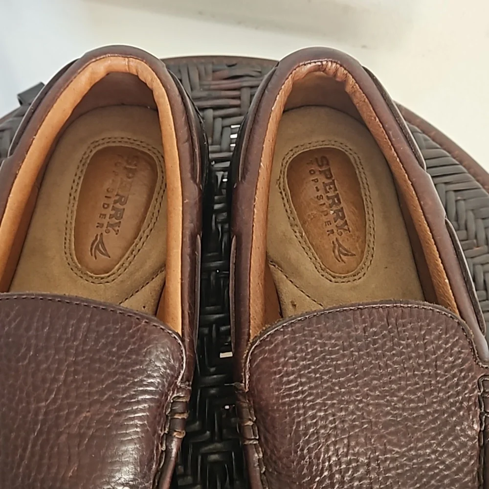 Sperry Top Sider Brown Leather Boat Loafers 10.5M slip on pebbled leathers